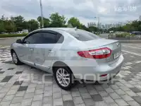 2011 Renault SM3