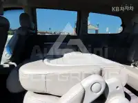 2012 KIA Carnival