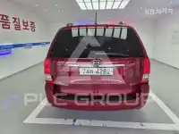 2012 KIA Carnival