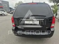 2012 KIA Carnival