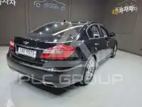 2012 Hyundai Genesis