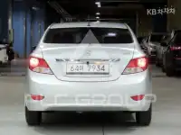 2012 Hyundai Accent