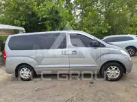 2012 Hyundai Starex