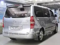 2012 Hyundai Starex