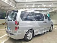 2012 Hyundai Starex
