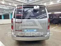 2012 Hyundai Starex