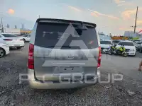 2012 Hyundai Starex