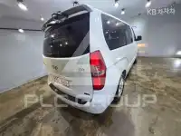 2012 Hyundai Starex