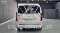 2012 Hyundai Starex