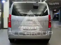 2012 Hyundai Starex