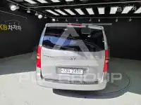 2012 Hyundai Starex