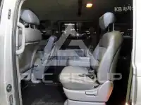 2012 Hyundai Starex