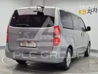 2012 Hyundai Starex