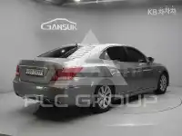 2012 Hyundai Equus