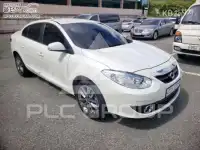 2012 Renault SM3