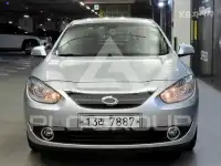2012 Renault SM3