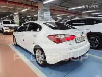 2013 KIA K3