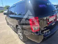 2013 KIA Carnival