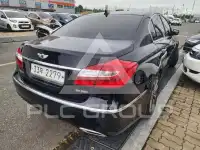 2013 Hyundai Genesis