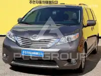 2014 Toyota SIENNA