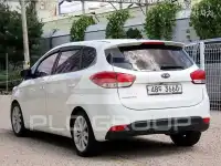 2014 KIA Carens
