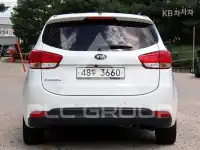 2014 KIA Carens