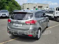 2014 KIA Carens
