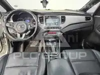 2014 KIA Carens