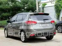 2014 KIA Carens