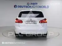 2015 BMW 218