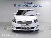 2015 KIA Carens