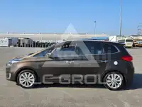 2015 KIA Carens