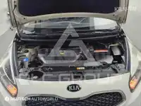 2015 KIA Carens