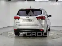 2015 KIA Carens