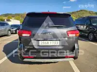 2015 KIA Carnival