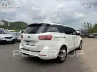 2015 KIA Carnival