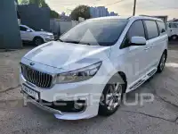 2015 KIA Carnival