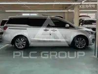 2015 KIA Carnival