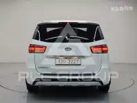 2015 KIA Carnival