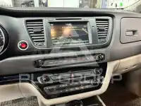 2015 KIA Carnival