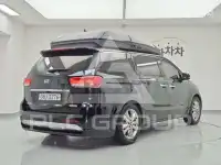 2015 KIA Carnival