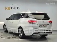 2015 KIA Carnival
