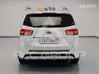 2015 KIA Carnival