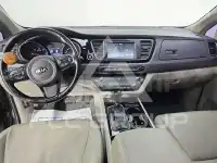 2015 KIA Carnival