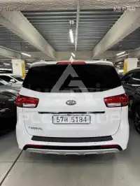 2015 KIA Carnival