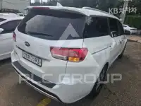 2015 KIA Carnival