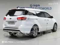 2015 KIA Carnival