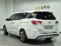 2015 KIA Carnival