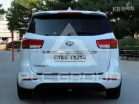 2015 KIA Carnival