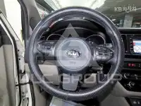 2015 KIA Carnival